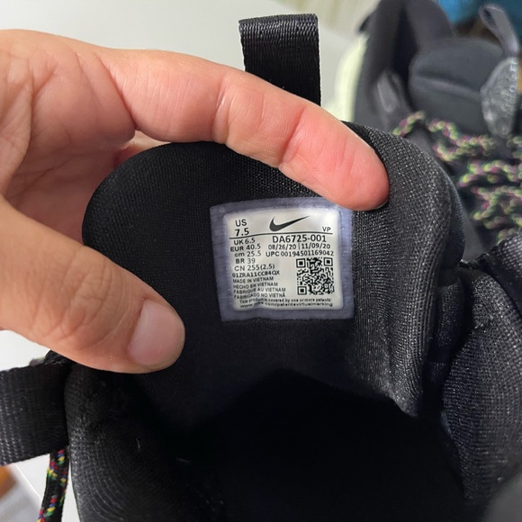 Nike Cosmic Earth Mission CMU001 size us 7.5 - Picture 9 of 11